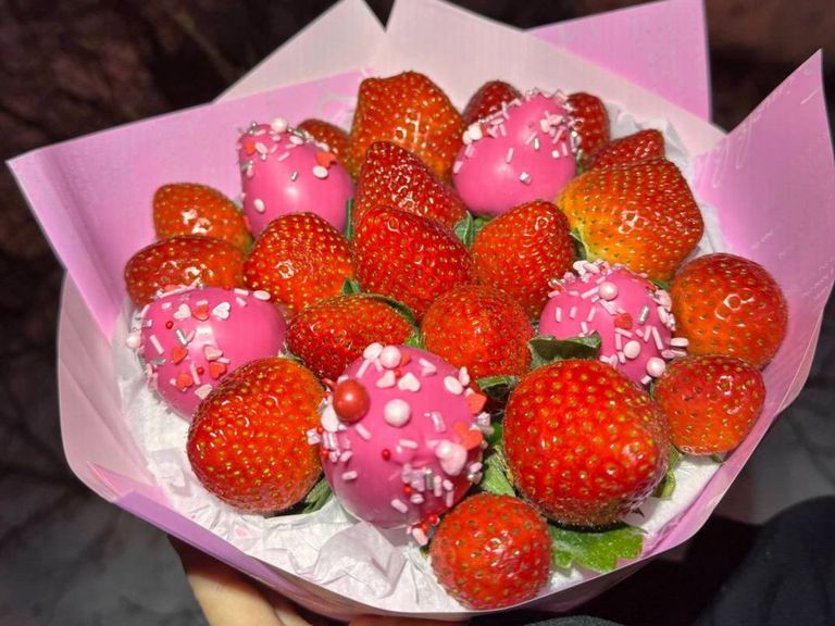 Букет из клубники "Импульс"